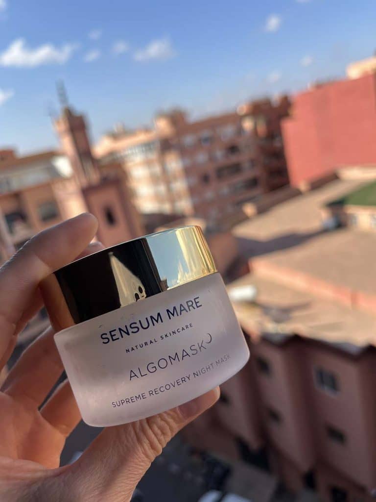 nawilzajaca maska na noc Naturalna pielęgnacja twarzy po trzydziestce z polską marką Sensum mare Maska na noc naturalne kosmetyki Sensum Mare