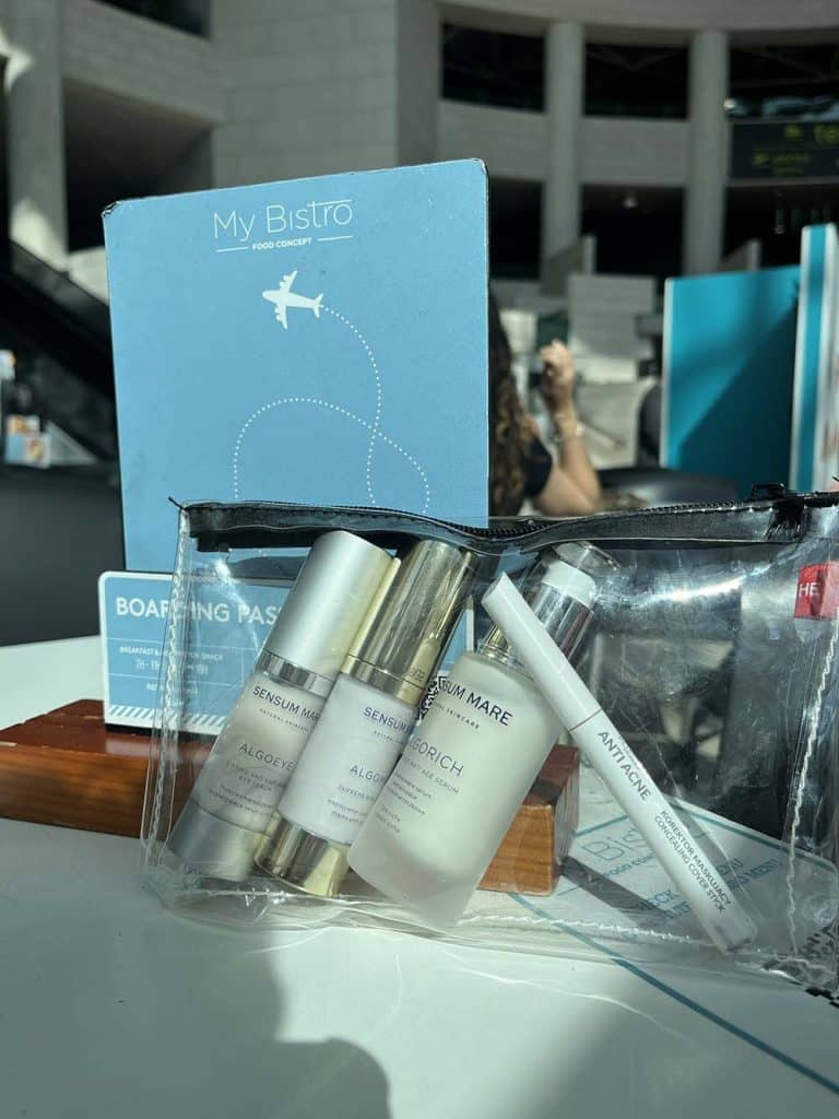 nawilzajaca pielegnacja twarzy Naturalna pielęgnacja twarzy po trzydziestce z polską marką Sensum mare Naturalne kosmetyki polskiej marki podróżna kosmetyczka